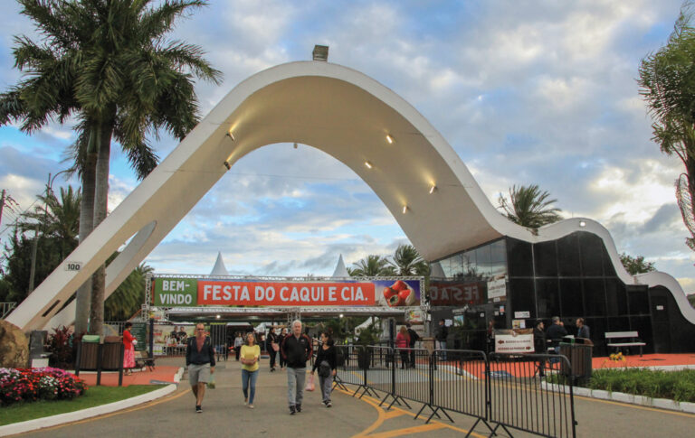 Festa do Caqui e Cia. em Itatiba